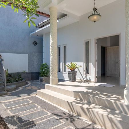 Villa Pondok Maica Lovina  Exterior photo